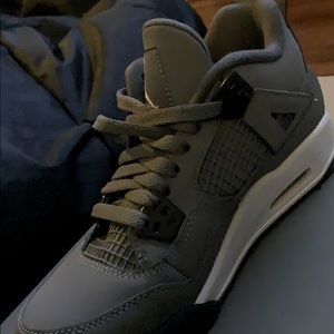 Jordan 4